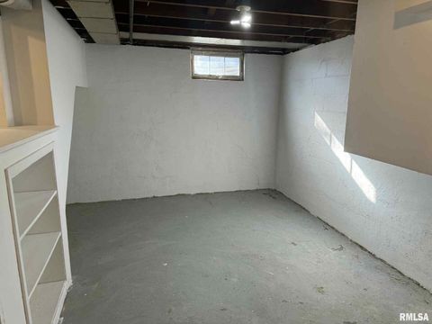 Tiny photo for 3 Suburban, Milan, IL 61264 (MLS # QC4269015)