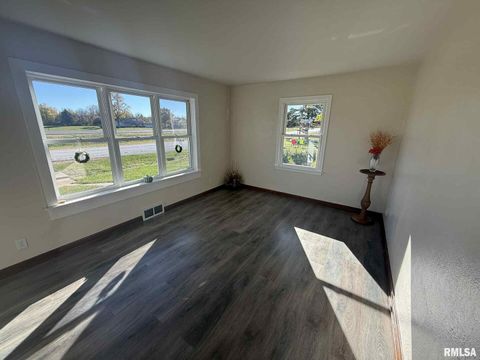 Tiny photo for 3 Suburban, Milan, IL 61264 (MLS # QC4269015)