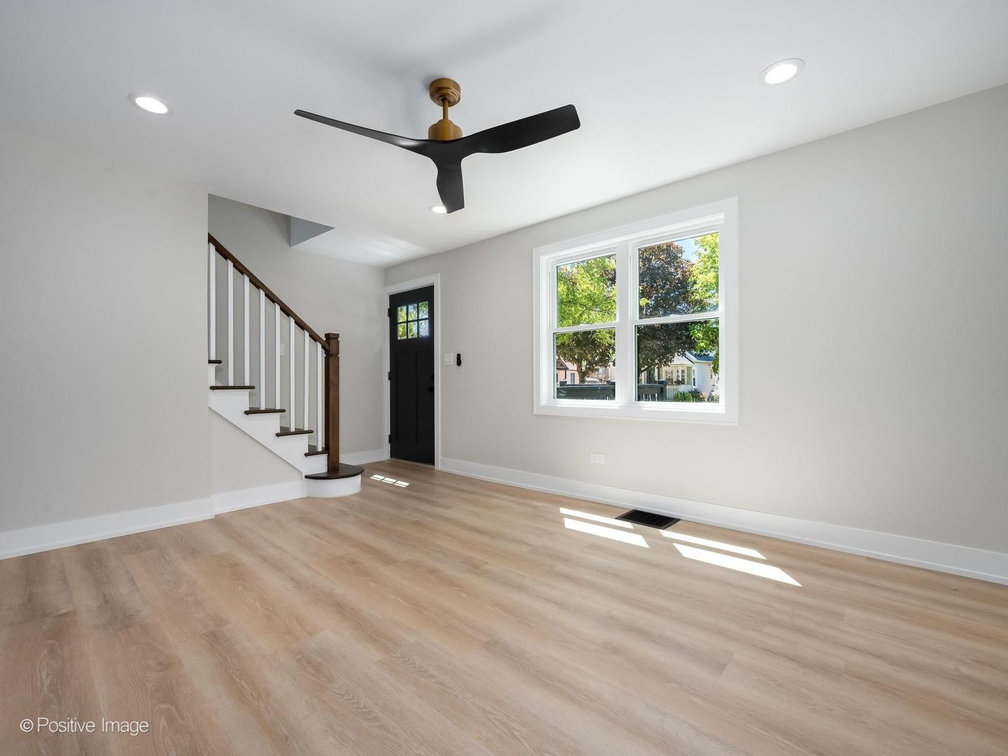 3836 W 110th Place