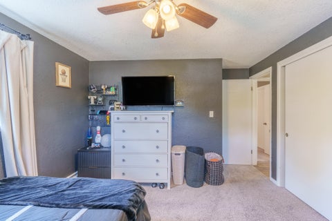 Tiny photo for 813 Apricot Avenue, Mt Vernon, IL 62864 (MLS # 12759061)