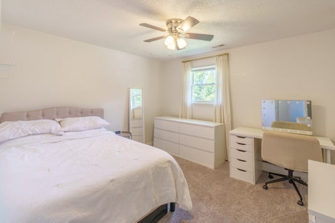 Tiny photo for 813 Apricot Avenue, Mt Vernon, IL 62864 (MLS # 12759061)