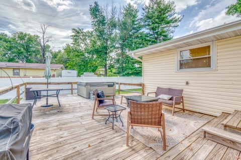 Tiny photo for 813 Apricot Avenue, Mt Vernon, IL 62864 (MLS # 12759061)