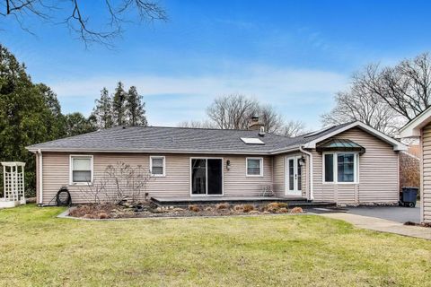 Tiny photo for 7 Alton Road, Prospect Heights, IL 60070 (MLS # 12590744)