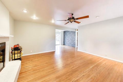 Tiny photo for 7 Alton Road, Prospect Heights, IL 60070 (MLS # 12590744)