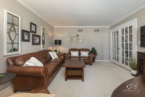 Tiny photo for 992 Belaire Court, Naperville, IL 60563 (MLS # 12585744)