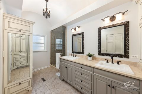 Tiny photo for 992 Belaire Court, Naperville, IL 60563 (MLS # 12585744)