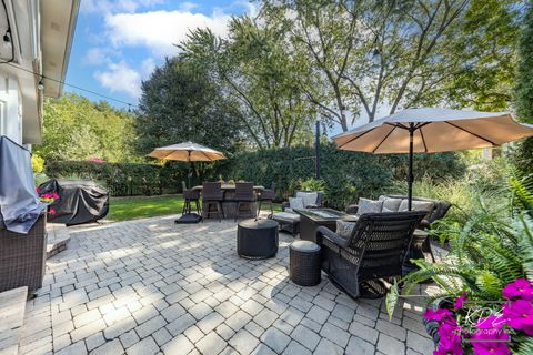 Tiny photo for 992 Belaire Court, Naperville, IL 60563 (MLS # 12585744)