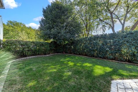 Tiny photo for 992 Belaire Court, Naperville, IL 60563 (MLS # 12585744)