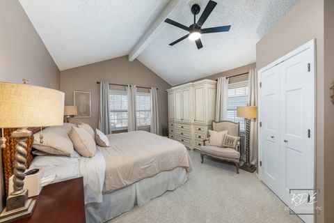 Tiny photo for 992 Belaire Court, Naperville, IL 60563 (MLS # 12585744)