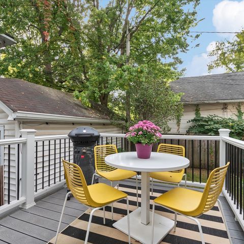 Tiny photo for 2020 Colfax Street, Evanston, IL 60201 (MLS # 12495583)