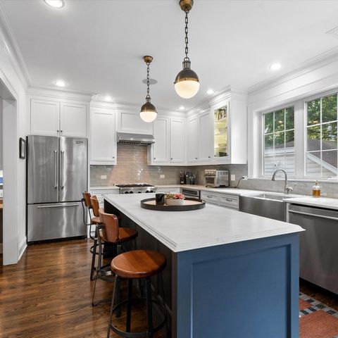 Tiny photo for 2020 Colfax Street, Evanston, IL 60201 (MLS # 12495583)