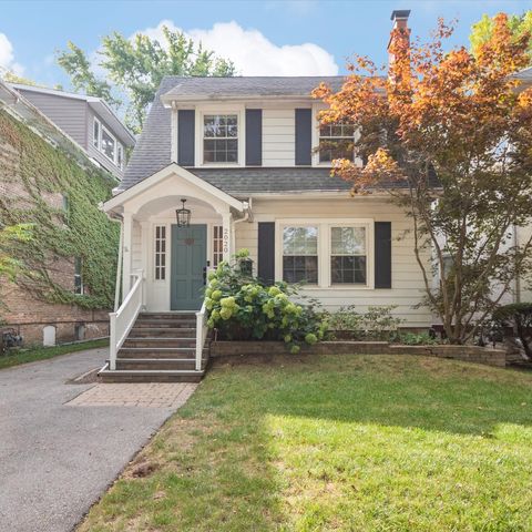 Photo of 2020 Colfax Street, Evanston, IL 60201 (MLS # 12495583) Photo of 2020 Colfax Street, Evanston, IL 60201 (MLS # 12495583)