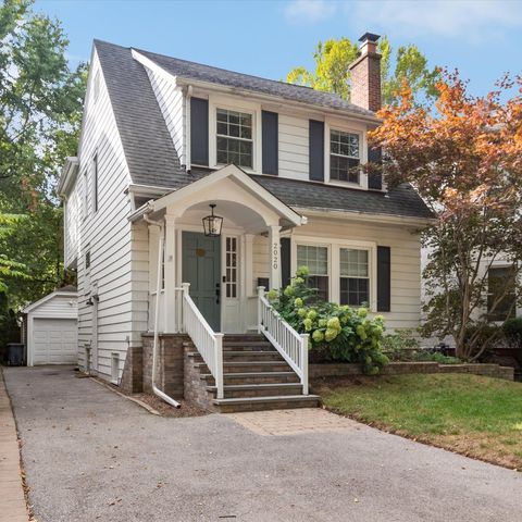 Tiny photo for 2020 Colfax Street, Evanston, IL 60201 (MLS # 12495583)
