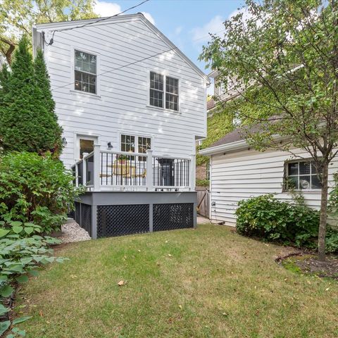 Tiny photo for 2020 Colfax Street, Evanston, IL 60201 (MLS # 12495583)