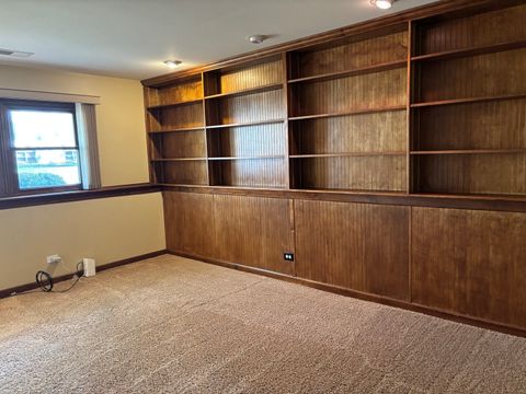 Tiny photo for 4950 Tarrington Drive, Hoffman Estates, IL 60010 (MLS # 12512636)