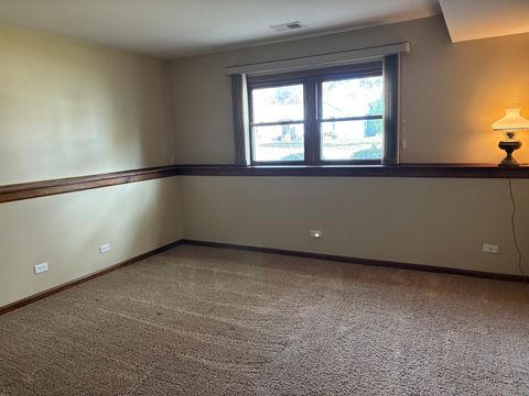 Tiny photo for 4950 Tarrington Drive, Hoffman Estates, IL 60010 (MLS # 12512636)