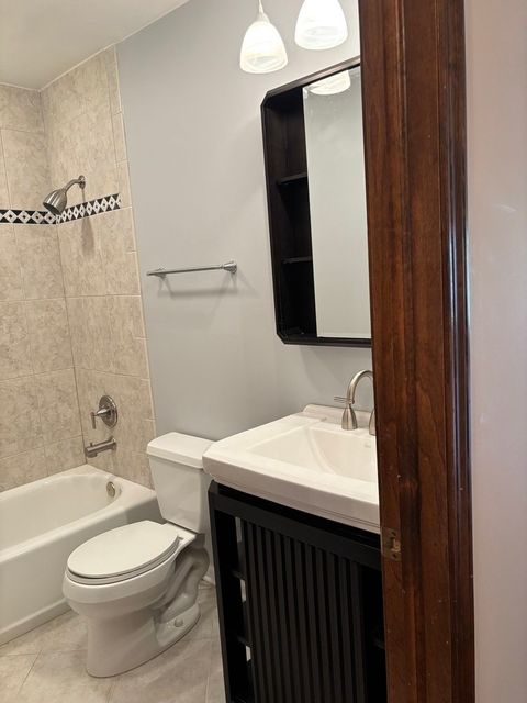 Tiny photo for 4950 Tarrington Drive, Hoffman Estates, IL 60010 (MLS # 12512636)