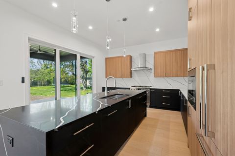 Tiny photo for 9214 N Washington Street, Niles, IL 60714 (MLS # 12528472)