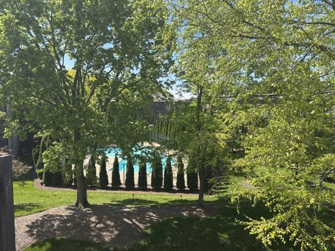 Tiny photo for 1706 Northfield Square #D, Northfield, IL 60093 (MLS # 12640366)