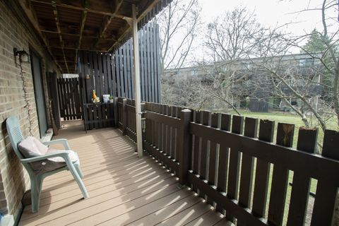 Tiny photo for 1706 Northfield Square #D, Northfield, IL 60093 (MLS # 12640366)
