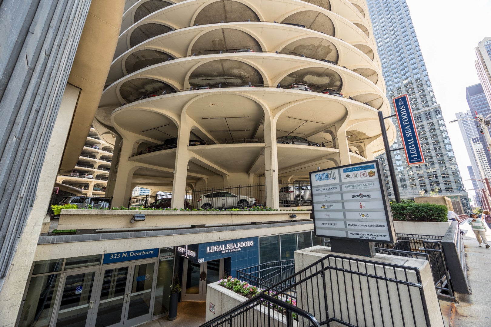 300 N STATE Street 2204