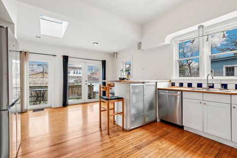 Tiny photo for 1648 W 100th Street, Chicago, IL 60643 (MLS # 12602879)