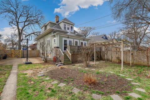 Tiny photo for 1648 W 100th Street, Chicago, IL 60643 (MLS # 12602879)