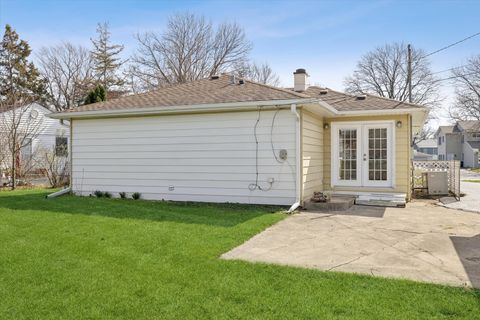 Tiny photo for 2904 Stork Court, Rolling Meadows, IL 60008 (MLS # 12612710)
