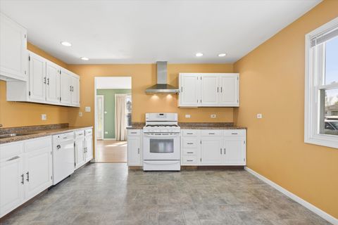 Tiny photo for 2904 Stork Court, Rolling Meadows, IL 60008 (MLS # 12612710)