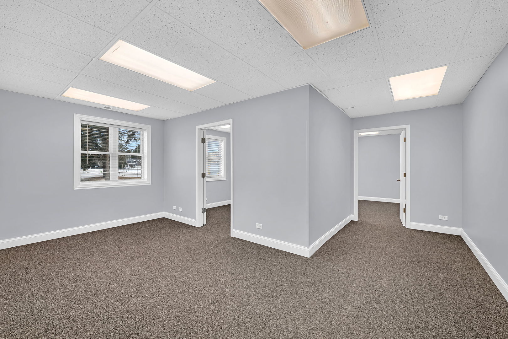 29W030 Main Street 202