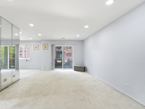 Tiny photo for 9331 Landings Lane #204, Des Plaines, IL 60016 (MLS # 12688654)