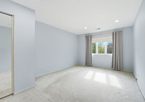 Tiny photo for 9331 Landings Lane #204, Des Plaines, IL 60016 (MLS # 12688654)