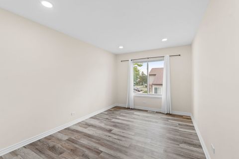 Tiny photo for 761 Colorado Court, Carol Stream, IL 60188 (MLS # 12433378)