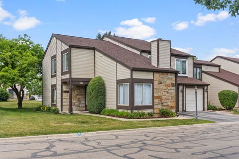 Tiny photo for 761 Colorado Court, Carol Stream, IL 60188 (MLS # 12433378)