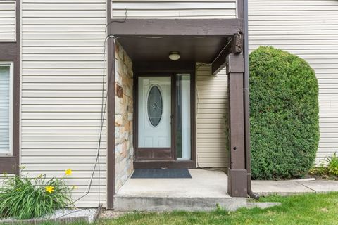 Tiny photo for 761 Colorado Court, Carol Stream, IL 60188 (MLS # 12433378)