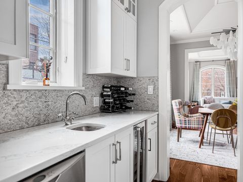 Tiny photo for 2615 N Paulina Street, Chicago, IL 60614 (MLS # 12576137)