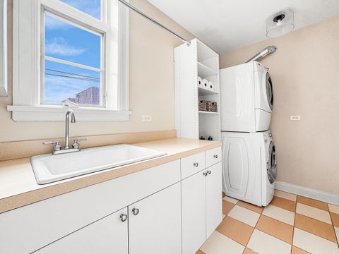 Tiny photo for 2615 N Paulina Street, Chicago, IL 60614 (MLS # 12576137)