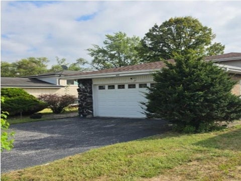 Tiny photo for 625 E 173rd Street, South Holland, IL 60473 (MLS # 12780491)