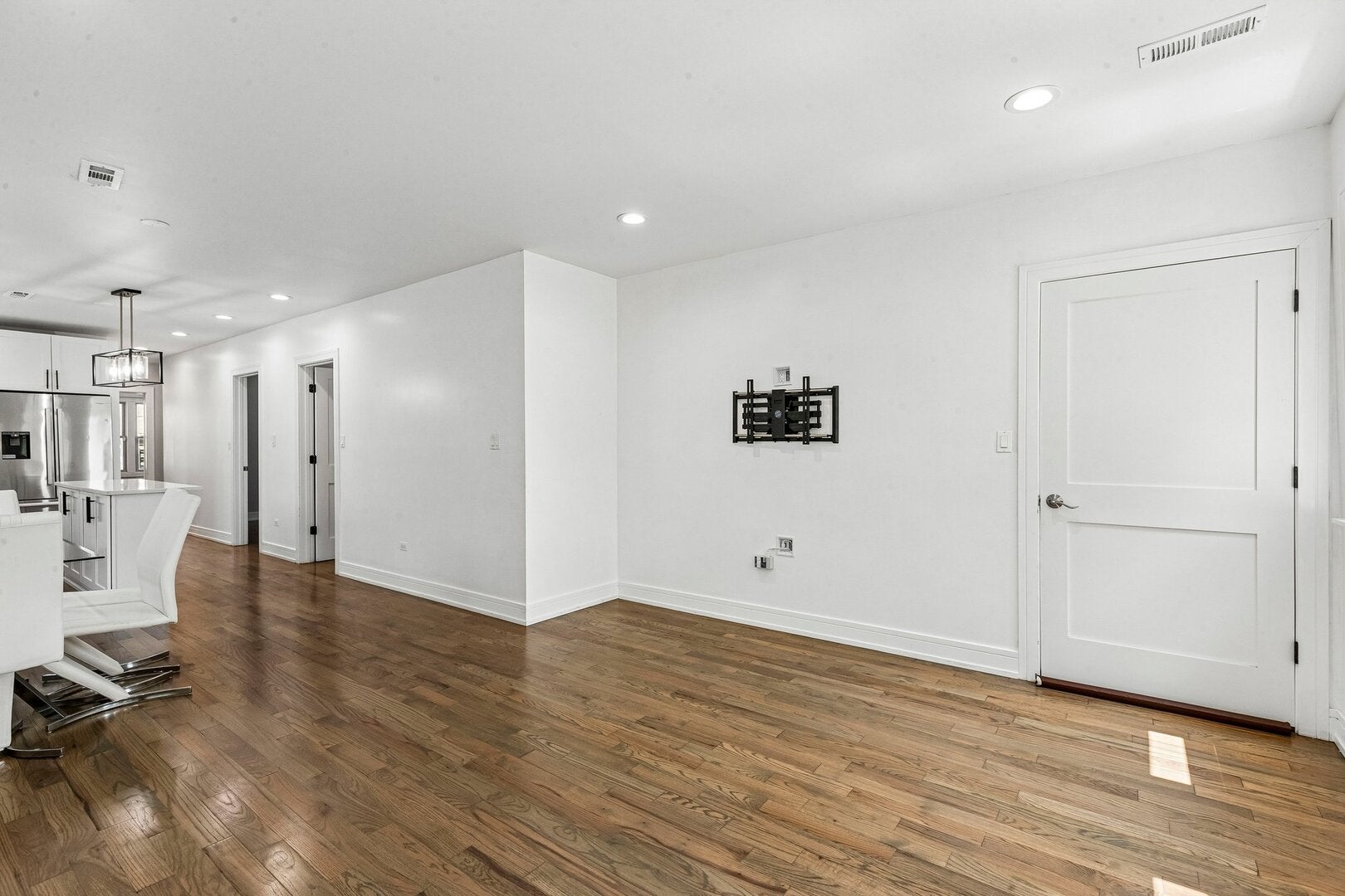 3806 W Armitage Avenue
