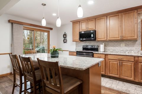 Tiny photo for 6658 Nestlewood Drive, Roscoe, IL 61073 (MLS # 12621235)