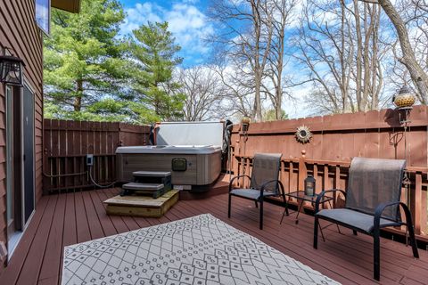 Tiny photo for 6658 Nestlewood Drive, Roscoe, IL 61073 (MLS # 12621235)