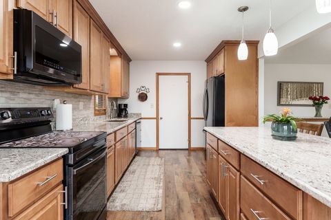 Tiny photo for 6658 Nestlewood Drive, Roscoe, IL 61073 (MLS # 12621235)