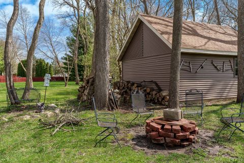 Tiny photo for 6658 Nestlewood Drive, Roscoe, IL 61073 (MLS # 12621235)