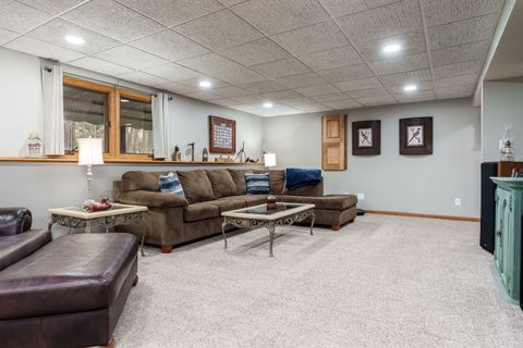 Tiny photo for 6658 Nestlewood Drive, Roscoe, IL 61073 (MLS # 12621235)