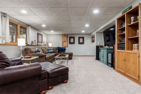 Tiny photo for 6658 Nestlewood Drive, Roscoe, IL 61073 (MLS # 12621235)