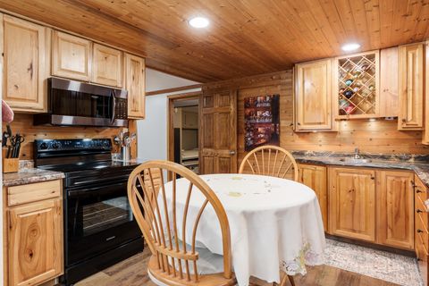 Tiny photo for 6658 Nestlewood Drive, Roscoe, IL 61073 (MLS # 12621235)