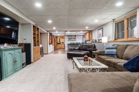 Tiny photo for 6658 Nestlewood Drive, Roscoe, IL 61073 (MLS # 12621235)