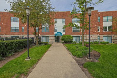 3265 Kirchoff Road Unit 127, Rolling Meadows, IL 60008 - #: 12641759