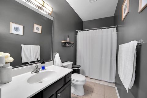 Tiny photo for 711 Blossom Court, Oswego, IL 60543 (MLS # 12571396)