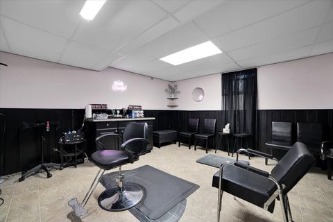 Tiny photo for 711 Blossom Court, Oswego, IL 60543 (MLS # 12571396)